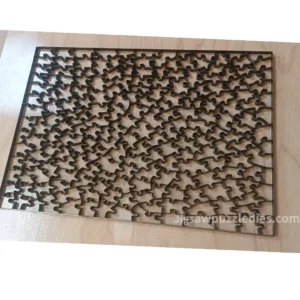 Jigsaw puzzle dies 18x24 inch 500 pcs Random under using